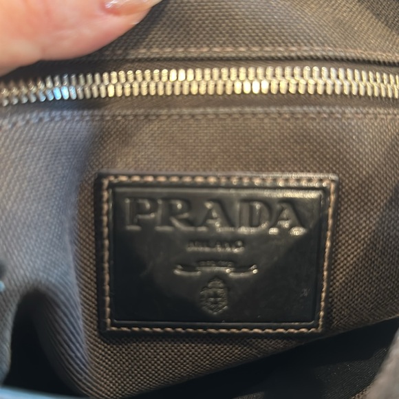 PRADA Authentic tessuto crossbody purse ❤️ - Picture 9 of 10